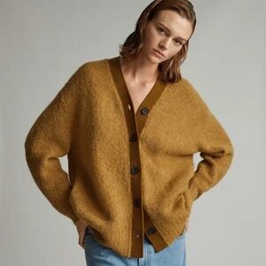 Everlane SuperFuzz Alpaca Oversized Cardigan